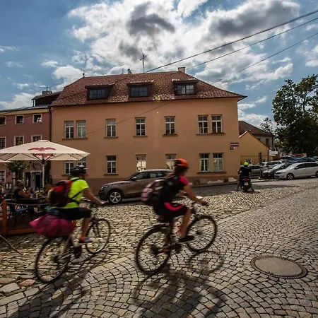 Na Mikulasskem Namesti Daire